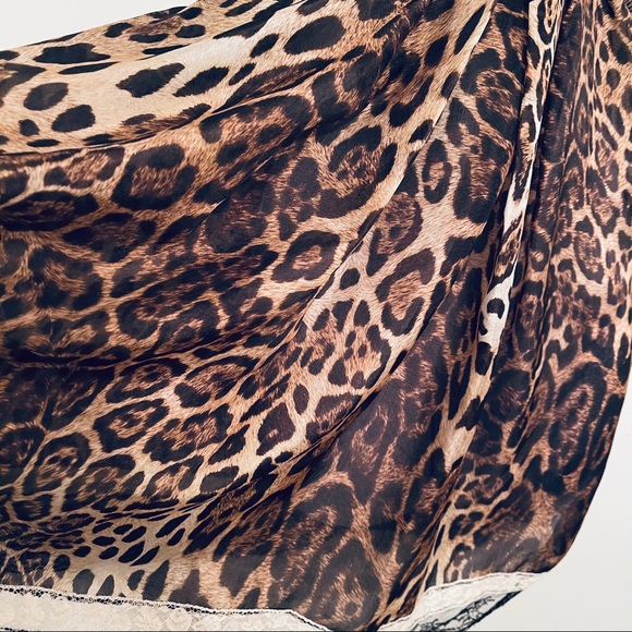 VDP Silk Lace Crystals Minidress - Picture 6 of 12